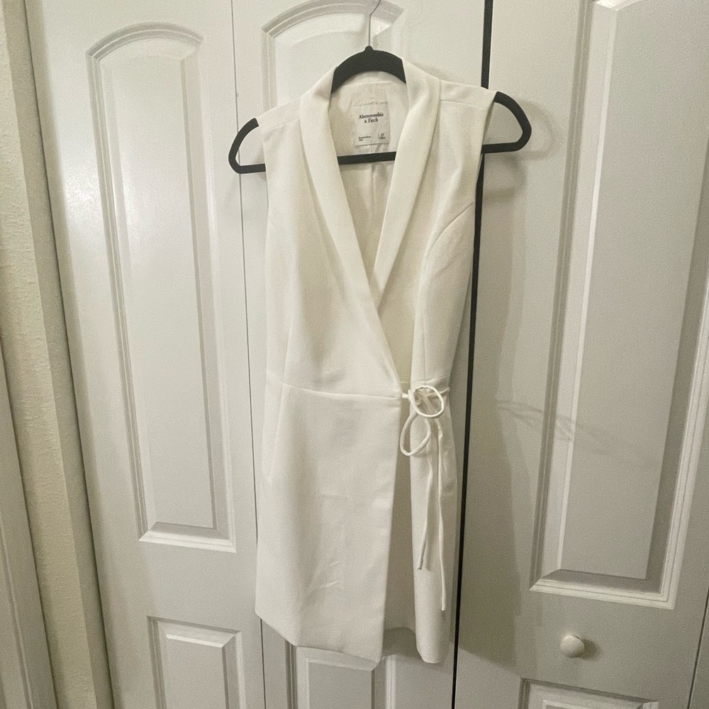 Abercrombie White Blazer Dress